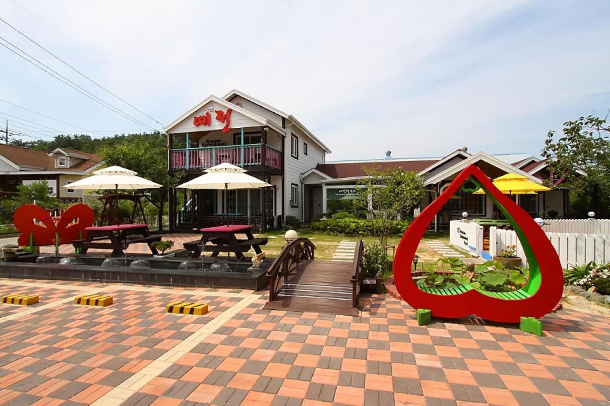 Yejeon Pension Gyeongju Exterior photo