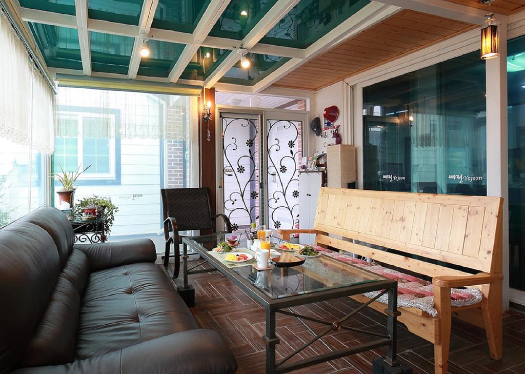 Yejeon Pension Gyeongju Exterior photo